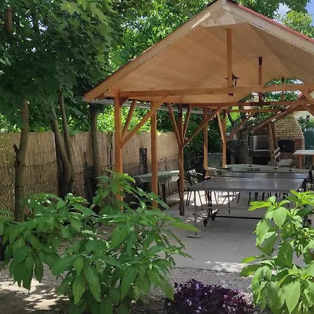 Timbi Vendeghaz Gæstehus *