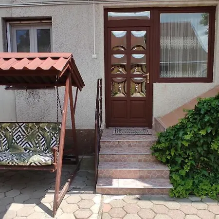 Konukevi Timbi Vendeghaz