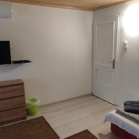 Konukevi Timbi Vendeghaz