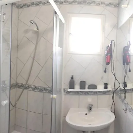 Timbi Vendeghaz Gæstehus *