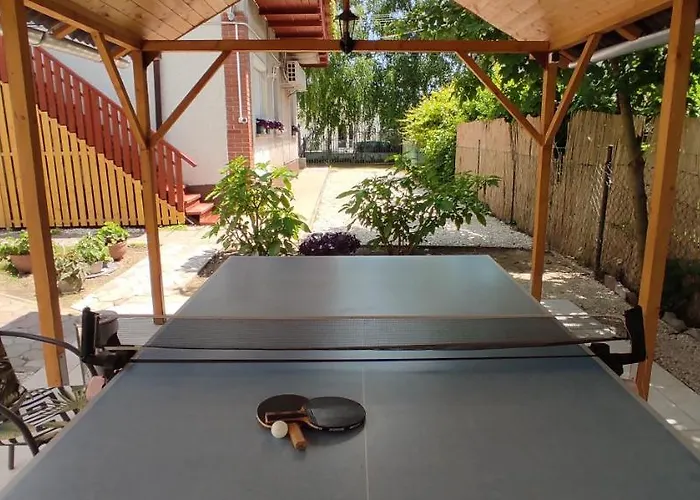 Timbi Vendeghaz Guest house *